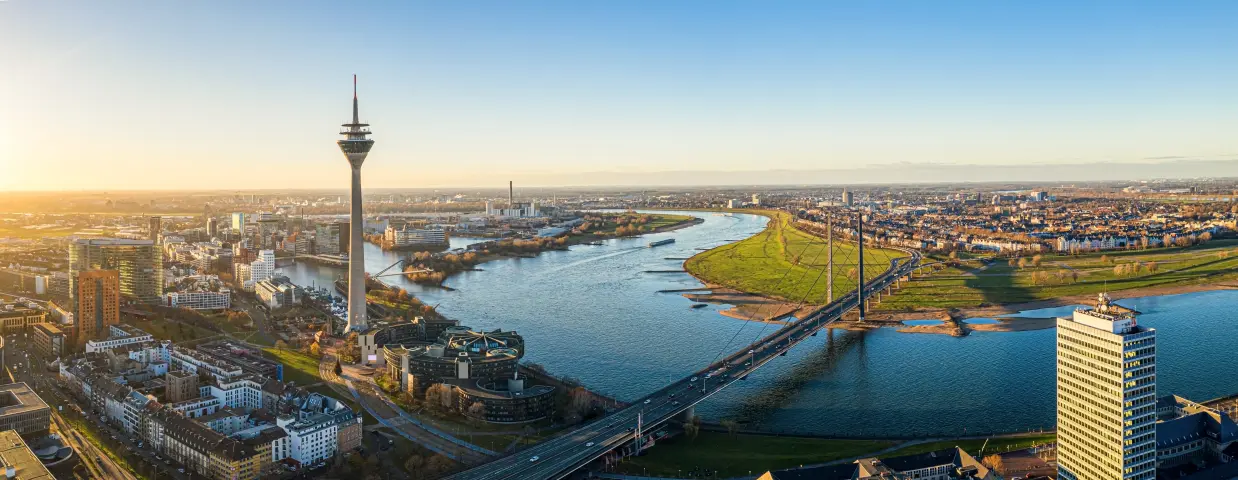 Skyline der Stadt Düsseldorf | © engel.ac/stock.adobe.com Skyline der Stadt Düsseldorf