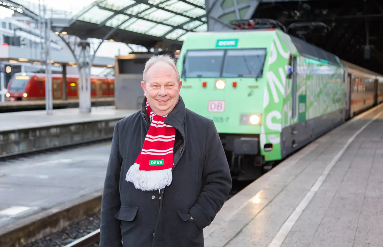 Gottfried Rüßmann vor DEVK-Lok