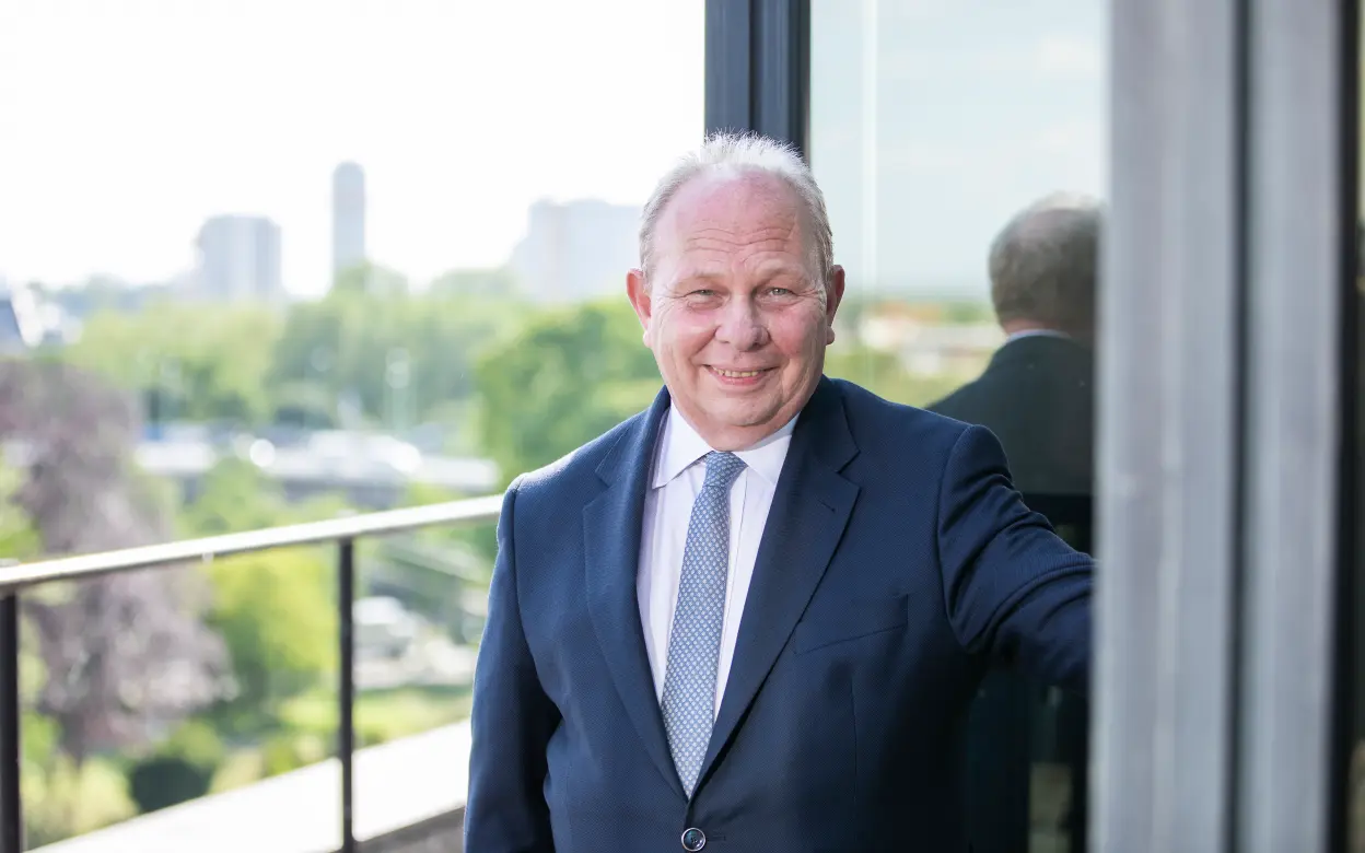 Porträt des DEVK-Vorstandsvorsitzenden Gottfried Rüßmann