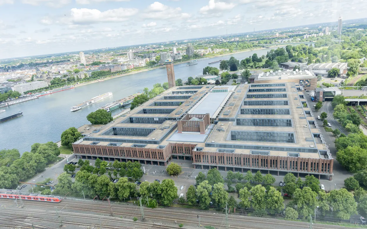DEVK Zentrale in Köln-Deutz