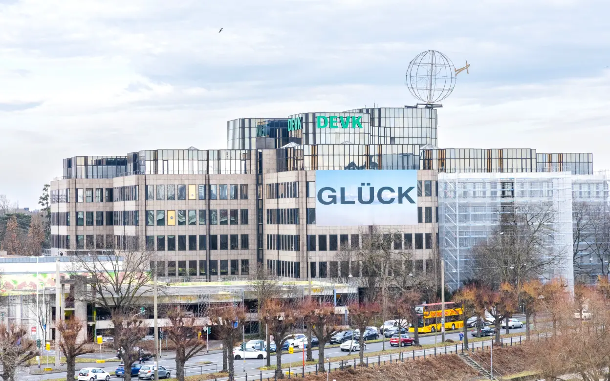 DEVK Zentrale während Glücks-Aktion