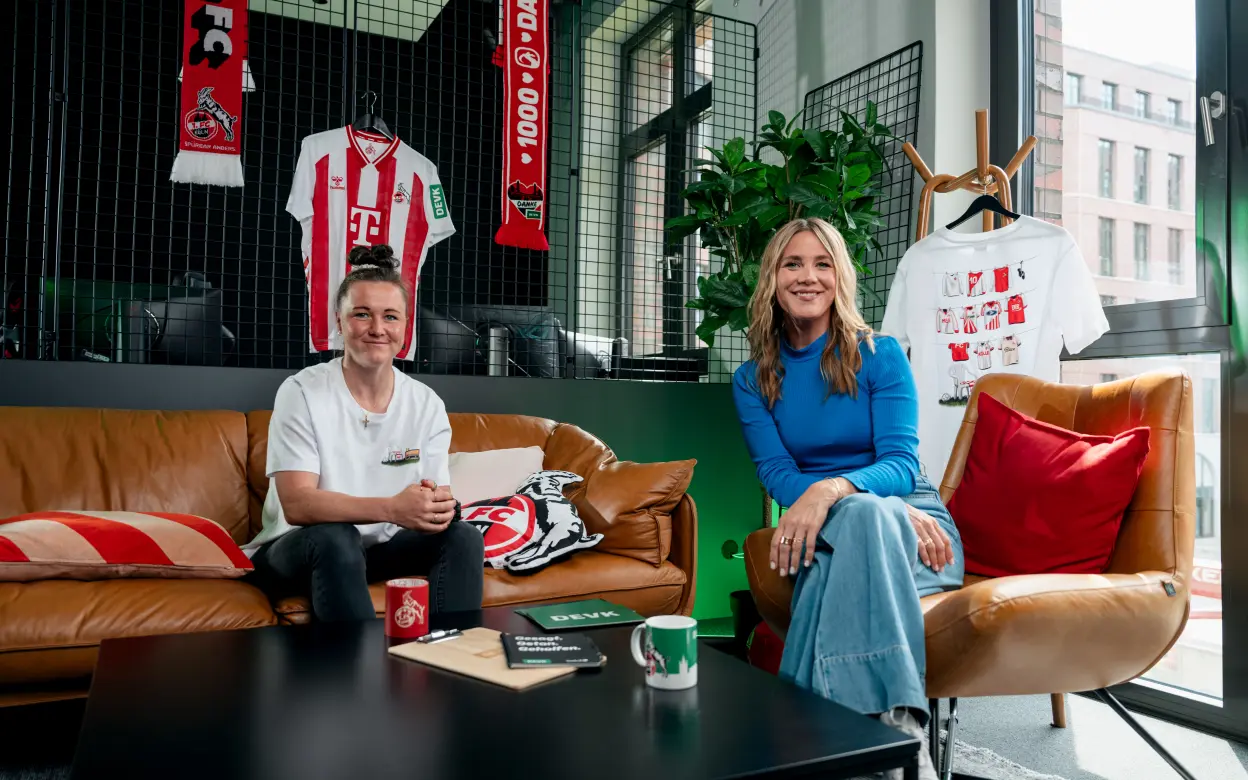 Marina Hegering und Alina Merkau beim 1. FC Köln, Bild 1 | © André Häußer Marina Hegering und Alina Merkau beim 1. FC Köln, Bild 1