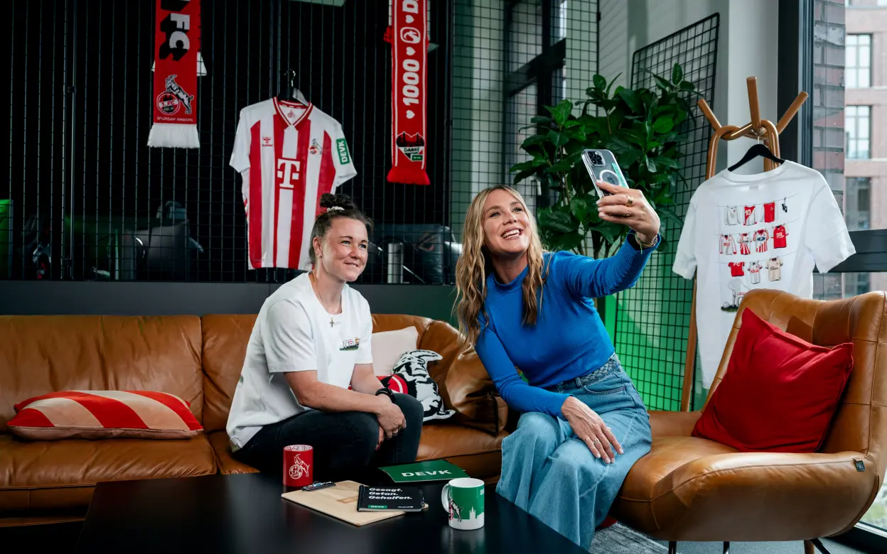 Marina Hegering und Alina Merkau beim 1. FC Köln, Bild 2 | © André Häußer Marina Hegering und Alina Merkau beim 1. FC Köln, Bild 2