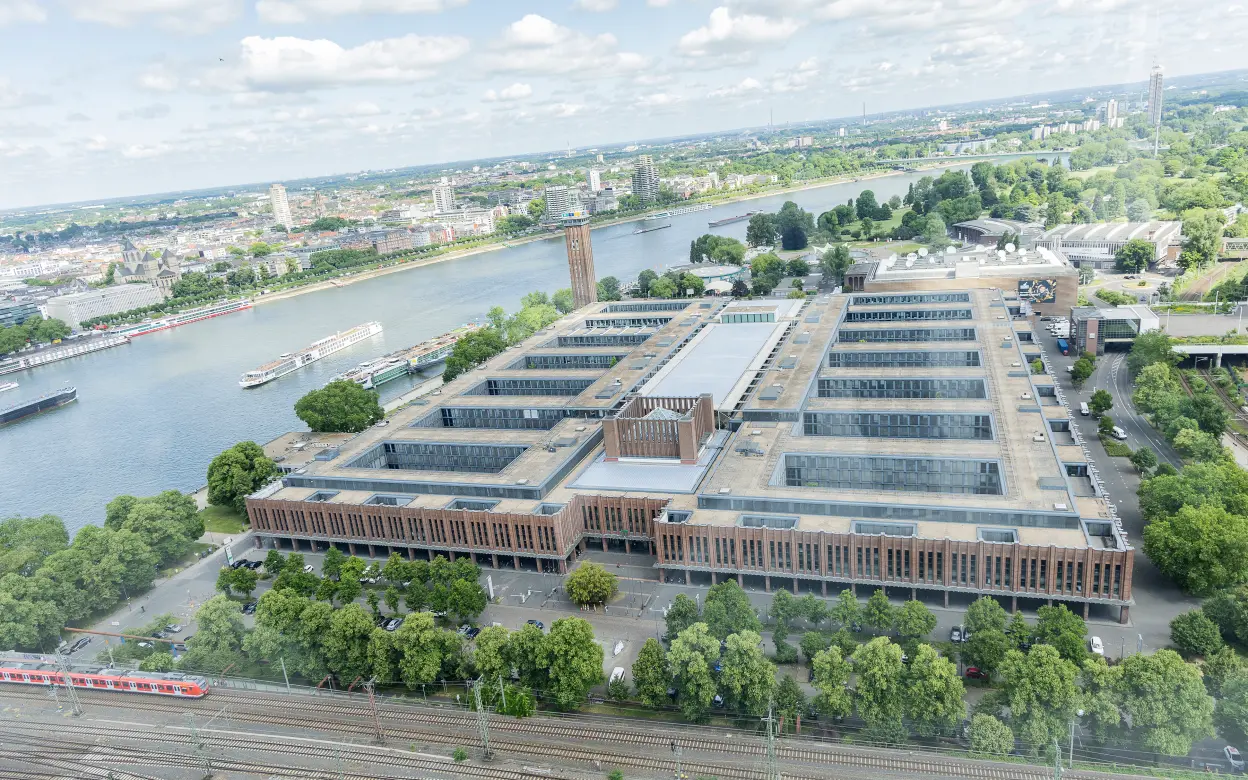 DEVK Zentrale in Köln-Deutz