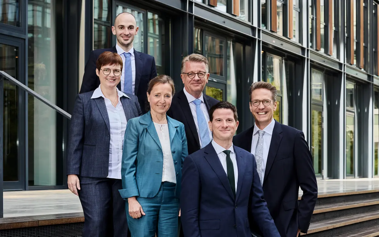 Mitglieder des DEVK-Vorstands: Manuela Moog, Dr. Fabian Pütz, Annette Hetzenegger, Dietmar Scheel, Dr. Michael Zons, Michael Knaup, v. l. n. r.
