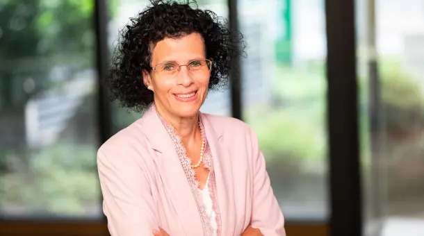 Dr. Nabila Abaza-Uhrberg, Leiterin Konzernrecht und Vorständin der DEVK Rechtsschutz-Versicherungs-AG