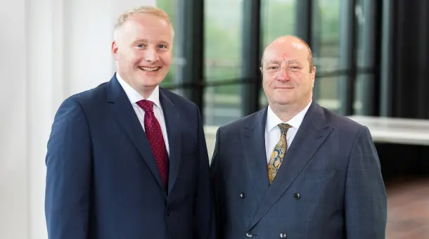 Dirk Kopisch und Martin Wierer, Vorstandsmitglieder DEVK Krankenversicherungs-AG 