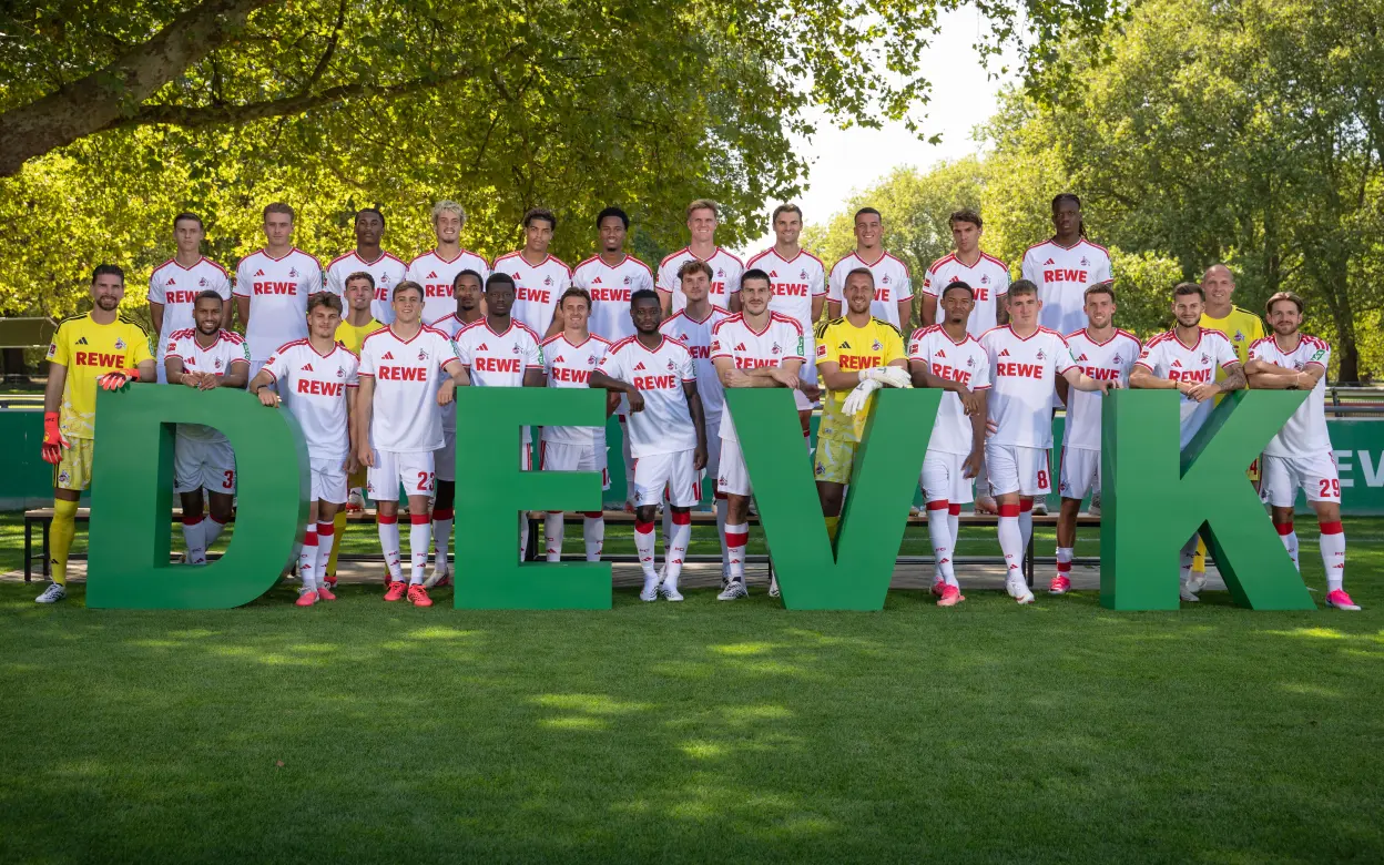 Mannschaftsfoto des 1. FC Köln der Saison 2026/2027